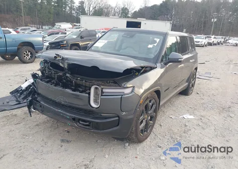 2025 Rivian R1S Adventure Dual Motor Large Pack/Adventure Dual Motor Max Pack from USA, damaged, VIN 7PDSGBBA0SN060364